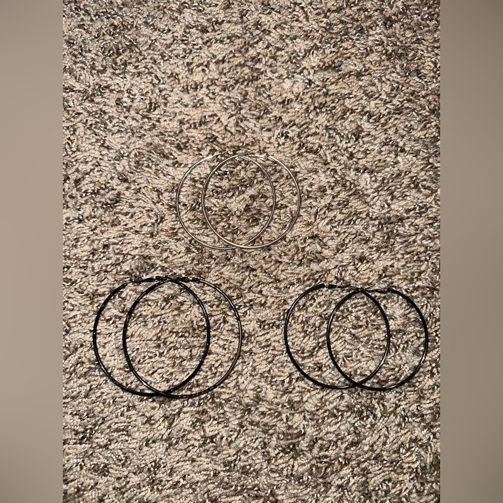 PULL AND BEAR set of 3 earring loops